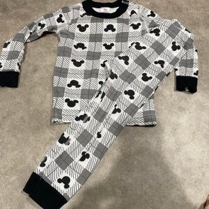 Hanna‎ andersson Disney Mickey Mouse pjs sz 100 (4t)